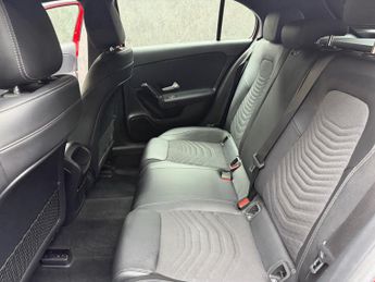 MERCEDES-BENZ A-CLASS A180 SE Executive 5dr Auto