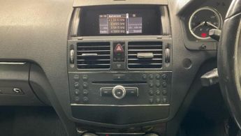 MERCEDES-BENZ C CLASS C200K Elegance 4dr Auto