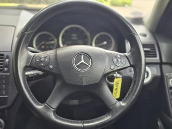 MERCEDES-BENZ C CLASS 1.8 C200K Elegance Saloon 4dr Petrol Auto Euro 4 (184 ps)