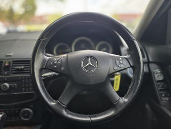 MERCEDES-BENZ C CLASS 1.8 C200K Elegance Saloon 4dr Petrol Auto Euro 4 (184 ps)