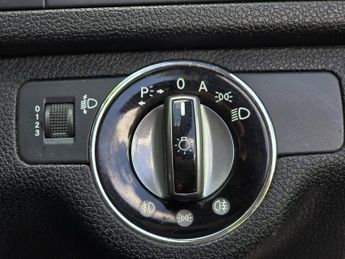MERCEDES-BENZ C CLASS 1.8 C200K Elegance Saloon 4dr Petrol Auto Euro 4 (184 ps)