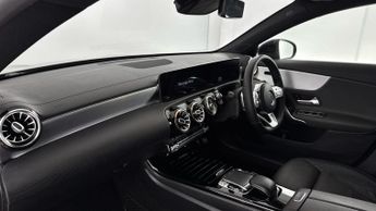 MERCEDES-BENZ CLA CLA 220 AMG Line Premium 4dr Tip Auto
