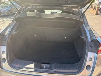 NISSAN JUKE 1.6 Hybrid N-Connecta 5dr Auto