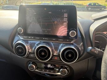NISSAN JUKE 1.6 Hybrid N-Connecta 5dr Auto