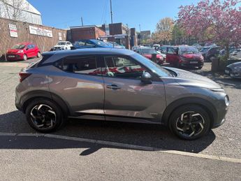 NISSAN JUKE 1.6 Hybrid N-Connecta 5dr Auto