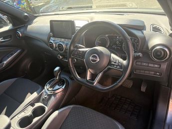 NISSAN JUKE 1.6 Hybrid N-Connecta 5dr Auto