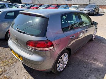 VOLKSWAGEN GOLF 2.0 TDi 140 GT 5dr DSG