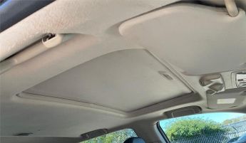 MITSUBISHI OUTLANDER 2.2 DI-D GX4 5dr Auto ++ PANROOF / NAV / CAMERA / 4WD / 7 SEATS 