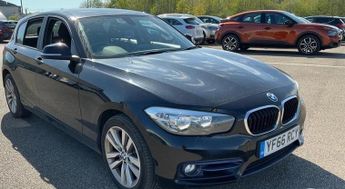 BMW 118 118d Sport 5dr ++ PRO MEDIA / NAV / 10 BMW SERVICES / 20 TAX / U