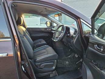 NISSAN ELGRAND Highway Star Fresh Import warranted mileage ULEZ compliance 