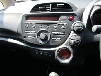 HONDA JAZZ 1.4 i-VTEC ES 5dr CVT