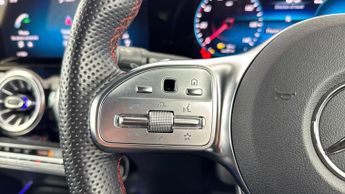 MERCEDES-BENZ EQA EQA 250+ 70.5kWh AMG Line SUV 5dr Electric Auto (190 ps)