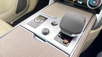 LAND ROVER RANGE ROVER 3.0 P400 MHEV Autobiography SUV 5dr Petrol Auto 4WD Euro 6 (s/s)