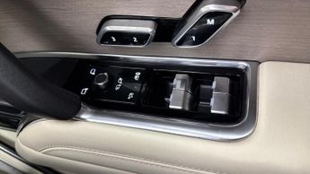 LAND ROVER RANGE ROVER 3.0 P400 MHEV Autobiography SUV 5dr Petrol Auto 4WD Euro 6 (s/s)