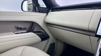 LAND ROVER RANGE ROVER 3.0 P400 MHEV Autobiography SUV 5dr Petrol Auto 4WD Euro 6 (s/s)