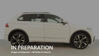 VOLKSWAGEN TIGUAN 1.4 TSI 13kWh R-Line SUV 5dr Petrol Plug-in Hybrid DSG Euro 6 (s