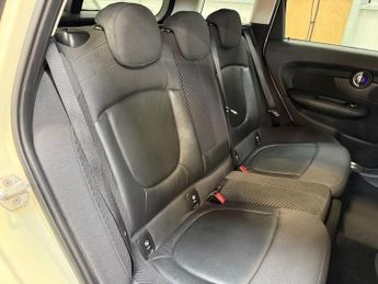 MINI CLUBMAN 1.5 Cooper 6dr Auto