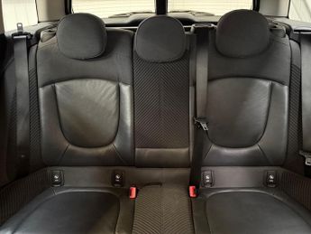 MINI CLUBMAN 1.5 Cooper 6dr Auto
