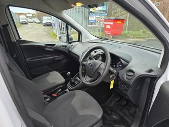FORD TRANSIT COURIER 1.5 TDCi Van [6 Speed]