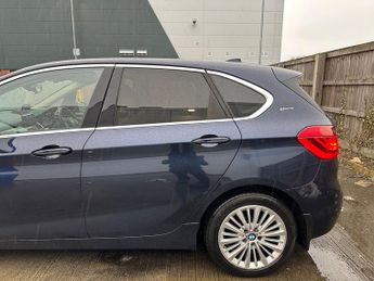 BMW 2 SERIES 225xe Luxury 5dr [Nav] Auto