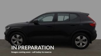 VOLVO XC40 2.0 T4 Momentum Pro SUV 5dr Petrol Auto Euro 6 (s/s) (190 ps)