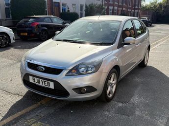 Ford Focus 1.6 Zetec 5dr Auto