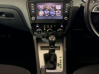 SKODA OCTAVIA 1.0 TSI SE 5dr DSG