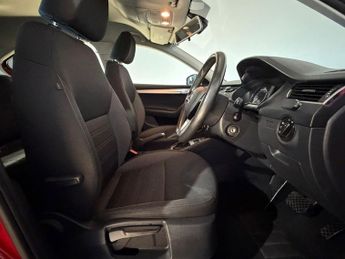 SKODA OCTAVIA 1.0 TSI SE 5dr DSG