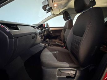 SKODA OCTAVIA 1.0 TSI SE 5dr DSG