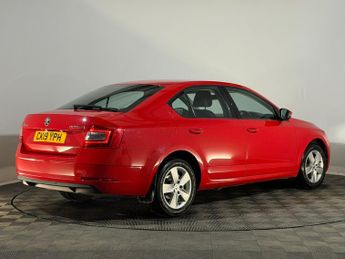 SKODA OCTAVIA 1.0 TSI SE 5dr DSG