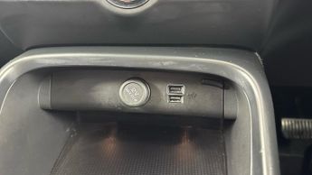 VOLVO XC40 1.5h T5 Twin Engine Recharge 10.7kWh Inscription Pro SUV 5dr Pet