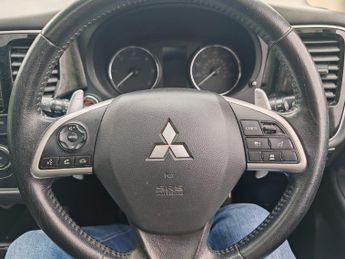 MITSUBISHI OUTLANDER 2.2 DI-D GX4s 5dr Auto
