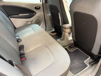 RENAULT ZOE 65kW Dynamique Intens 5dr Auto