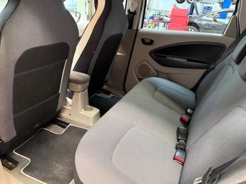 RENAULT ZOE 65kW Dynamique Intens 5dr Auto