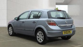VAUXHALL ASTRA 1.8i VVT Life 5dr Auto [AC]