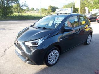 Toyota AYGO 1.0 VVT-i X-Play 5dr