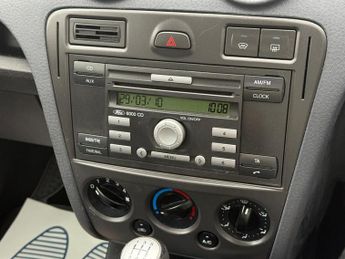 FORD FUSION 1.4 Zetec 5dr [Climate]