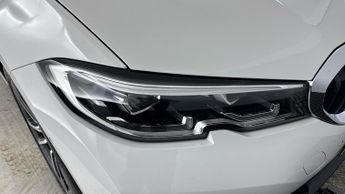 BMW 3 SERIES 2.0 330e 12kWh Sport Pro Touring 5dr Petrol Plug-in Hybrid Auto 