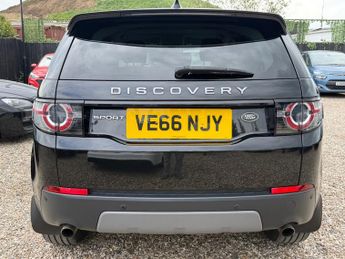 LAND ROVER DISCOVERY SPORT 2.0 TD4 180 SE Tech 5dr Auto