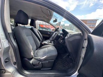 NISSAN QASHQAI 1.6 Visia 5dr