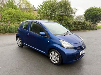TOYOTA AYGO 1.0 VVT-i Blue 3dr MMT