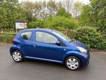 TOYOTA AYGO 1.0 VVT-i Blue 3dr MMT