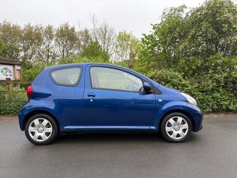 TOYOTA AYGO 1.0 VVT-i Blue 3dr MMT