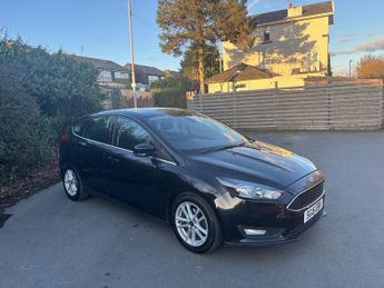 FORD FOCUS 1.6 125 Zetec 5dr Powershift