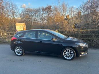 FORD FOCUS 1.6 125 Zetec 5dr Powershift