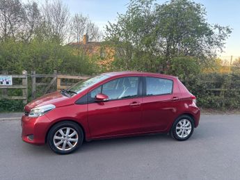 Toyota Yaris 1.33 VVT-i TR 5dr Multidrive S