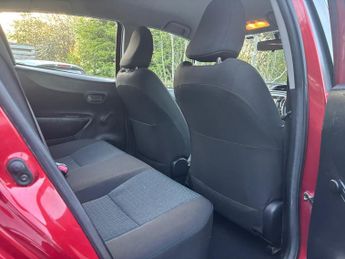 TOYOTA YARIS 1.33 VVT-i TR 5dr Multidrive S