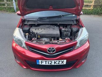 TOYOTA YARIS 1.33 VVT-i TR 5dr Multidrive S