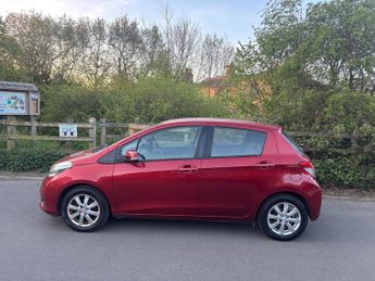 TOYOTA YARIS 1.33 VVT-i TR 5dr Multidrive S