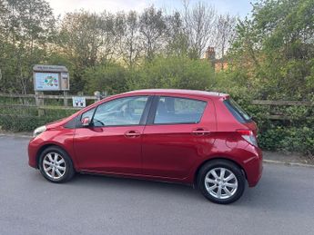 TOYOTA YARIS 1.33 VVT-i TR 5dr Multidrive S